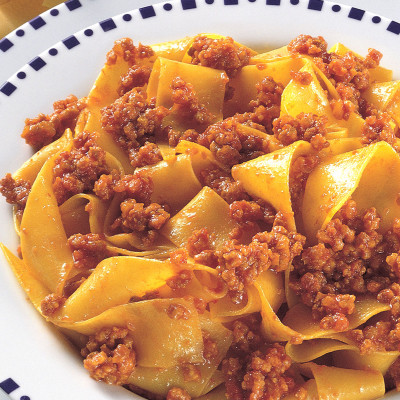 Pappardelle con Ragù allo Zafferano