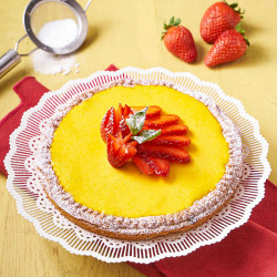 Crostata fragole e panna cotta allo Zafferano Leprotto