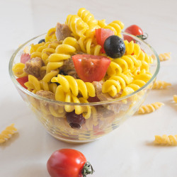 Insalata di pasta con tonno e Zafferano Leprotto