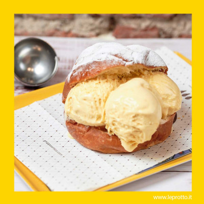 Brioche con gelato