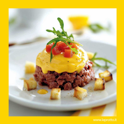 Tartare di fassona con robiolina allo zafferano