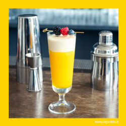 Tropical colada