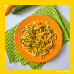 Spaghetti di verdure allo zafferano Spaghetti di verdure allo zafferano