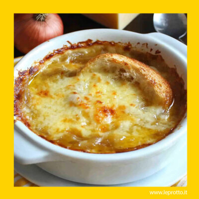 Zuppa di cipolle gratinata allo zafferano