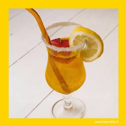 Sangria bianca allo zafferano