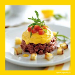Tartare di fassona con robiolina allo zafferano Tartare di fassona con robiolina allo zafferano