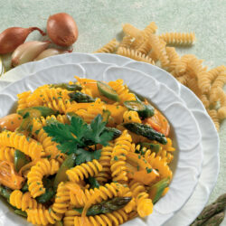 Eliche con Scalogno e Asparagi allo Zafferano Eliche con Scalogno e Asparagi allo Zafferano