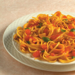 Linguine con calamaretti Linguine con calamaretti